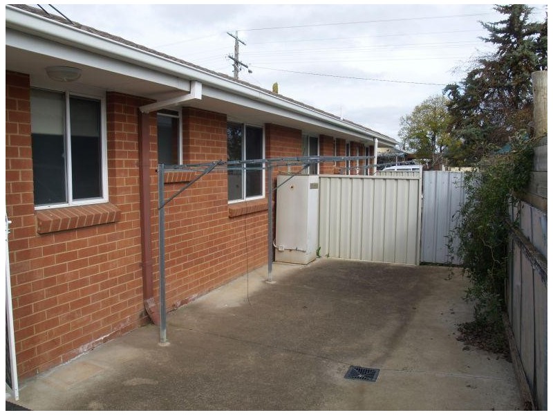 2 108 Saxton Street, Numurkah VIC 3636