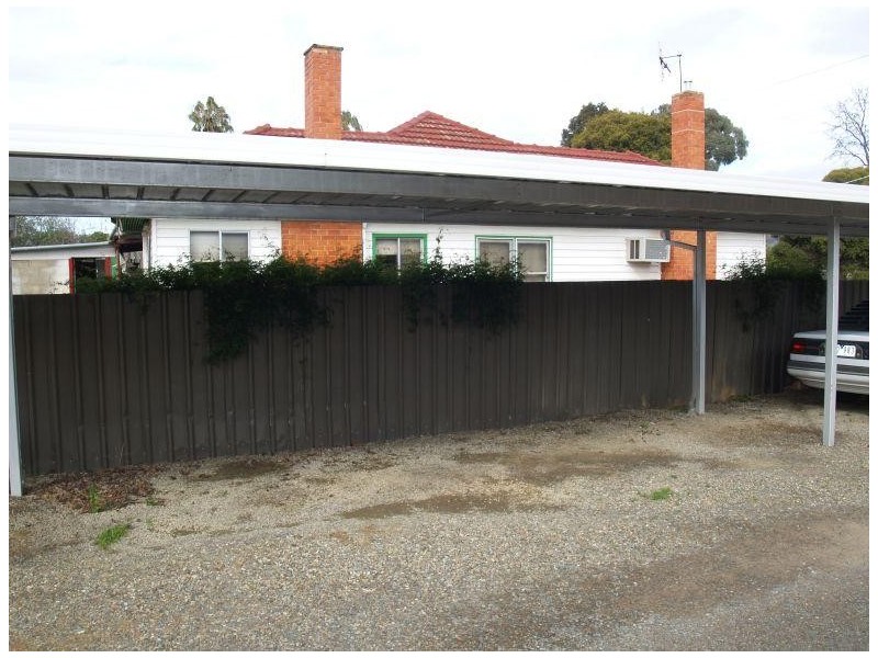 2 108 Saxton Street, Numurkah VIC 3636