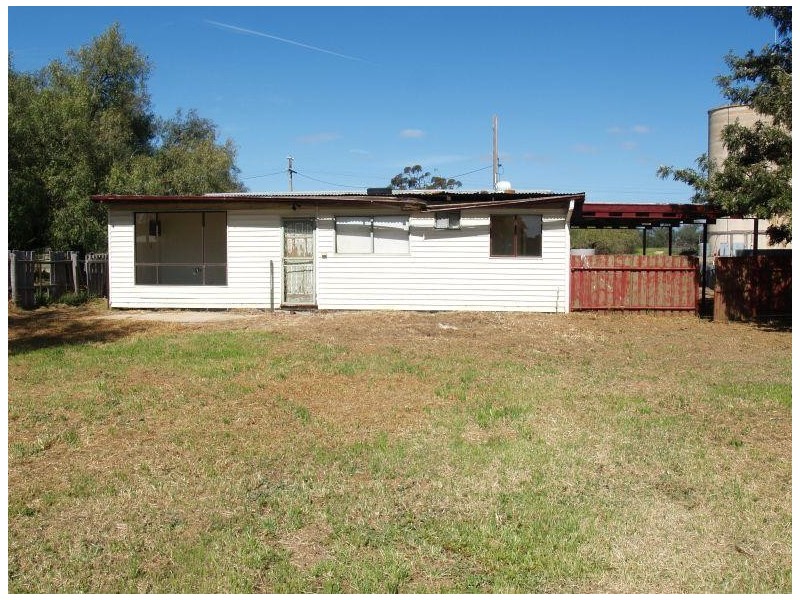 32 Moran Street, Picola VIC 3639