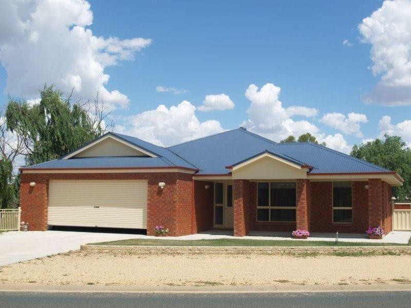 17 Wattle Drive, Numurkah VIC 3636