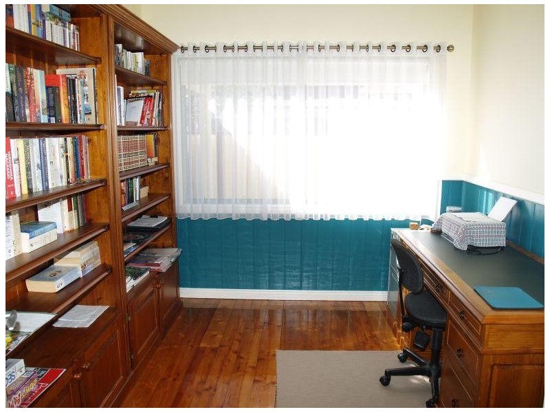 18 Meiklejohn Street, Numurkah VIC 3636