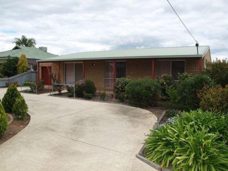 11 Campbell Street, Numurkah VIC 3636