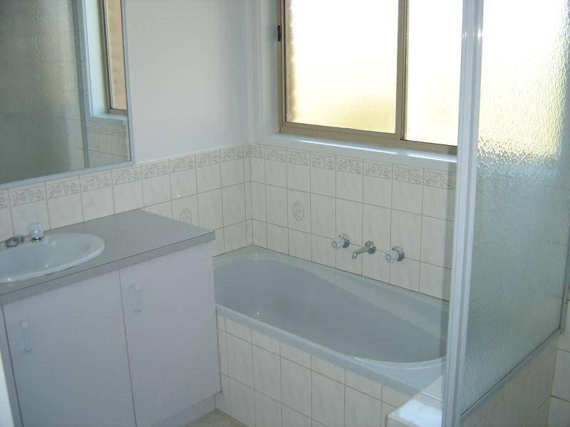 2/21 Newby Street, Numurkah VIC 3636