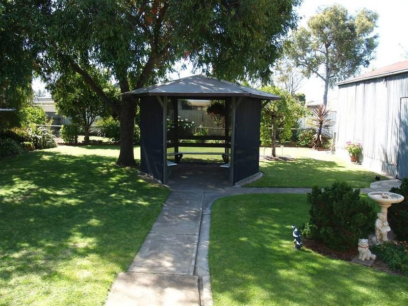 4 Dolphin Street, Numurkah VIC 3636