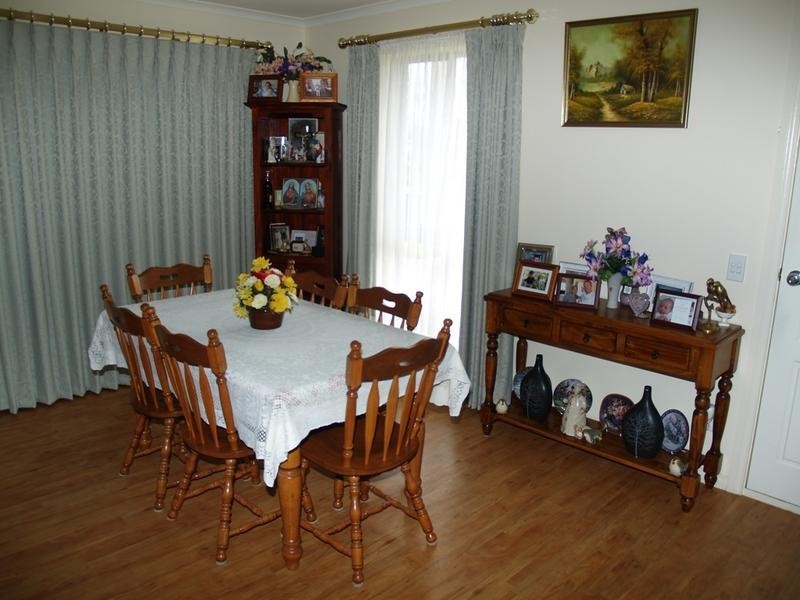 1 35 Mccarthy Ave, Numurkah VIC 3636