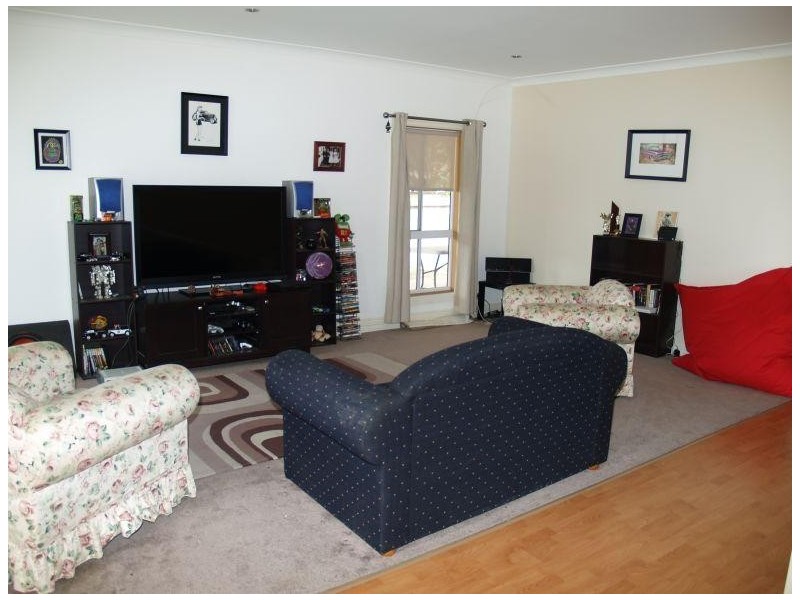 77 Knox Street, Numurkah VIC 3636