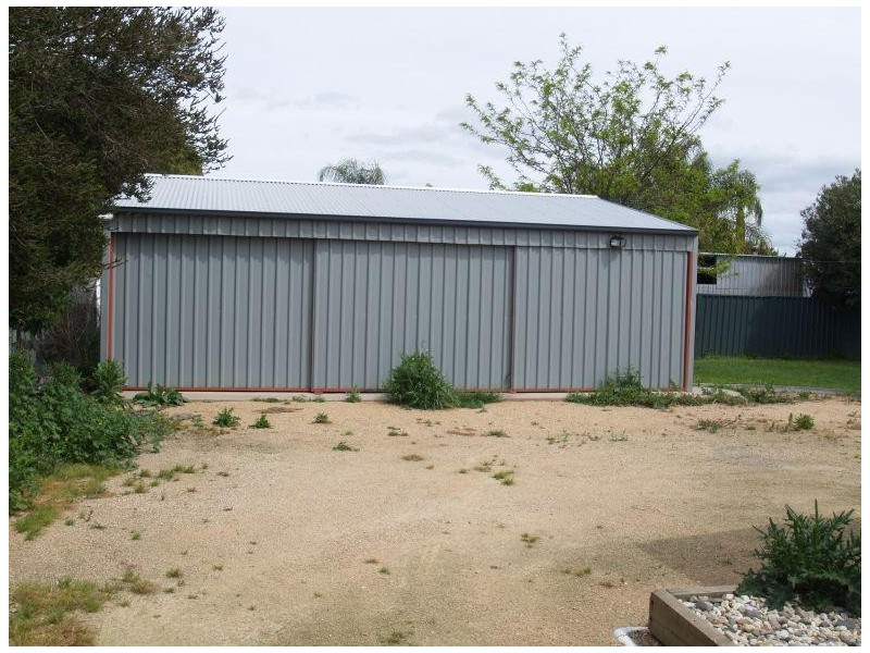 77 Knox Street, Numurkah VIC 3636