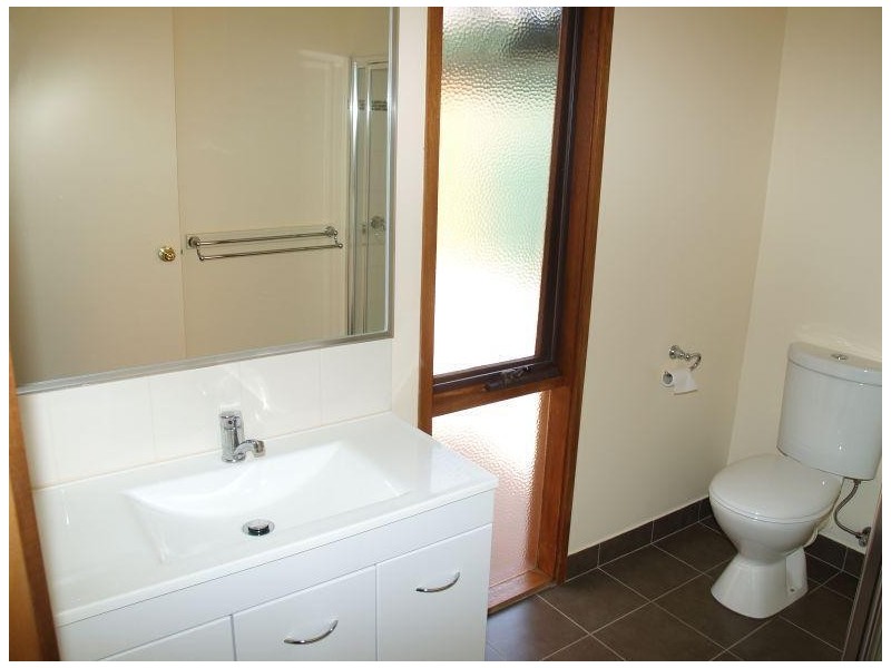 5 Glenny Lane, Numurkah VIC 3636