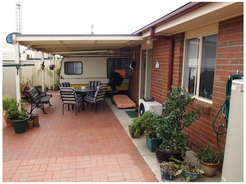 2/23 Saxton Street, Numurkah VIC 3636