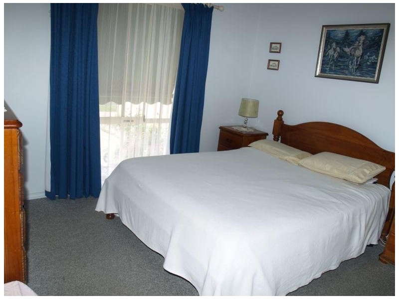 2/23 Saxton Street, Numurkah VIC 3636