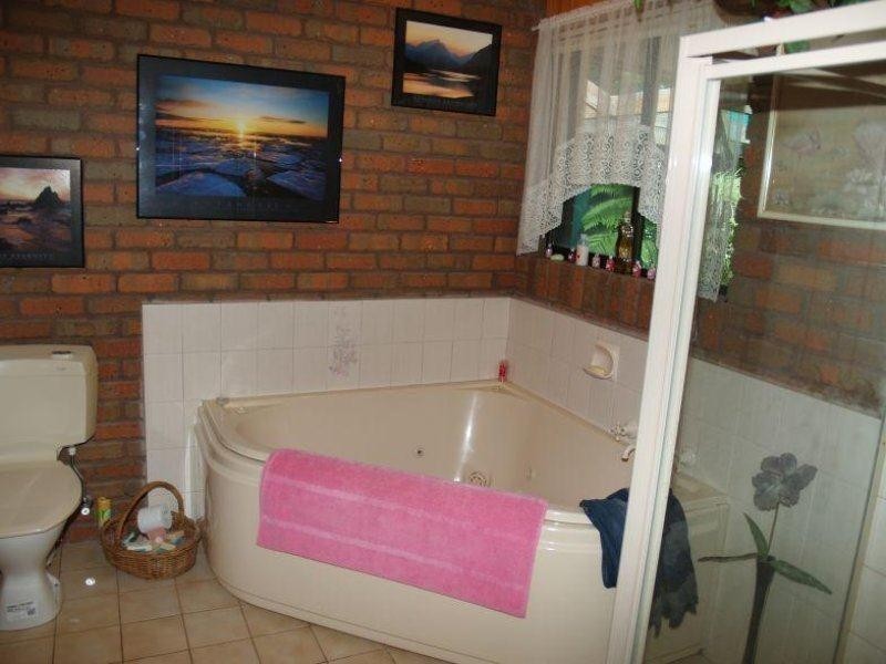 2 Holmes Court, Numurkah VIC 3636