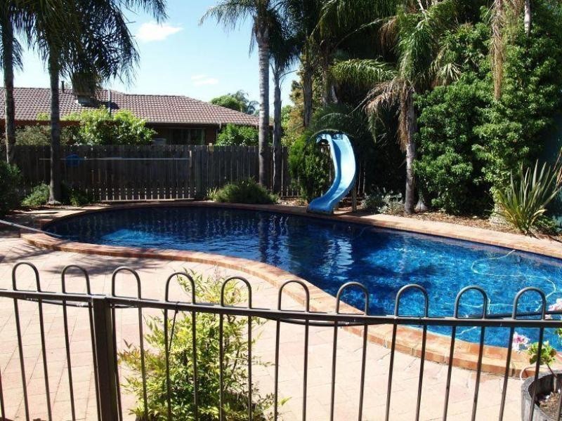 2 Holmes Court, Numurkah VIC 3636