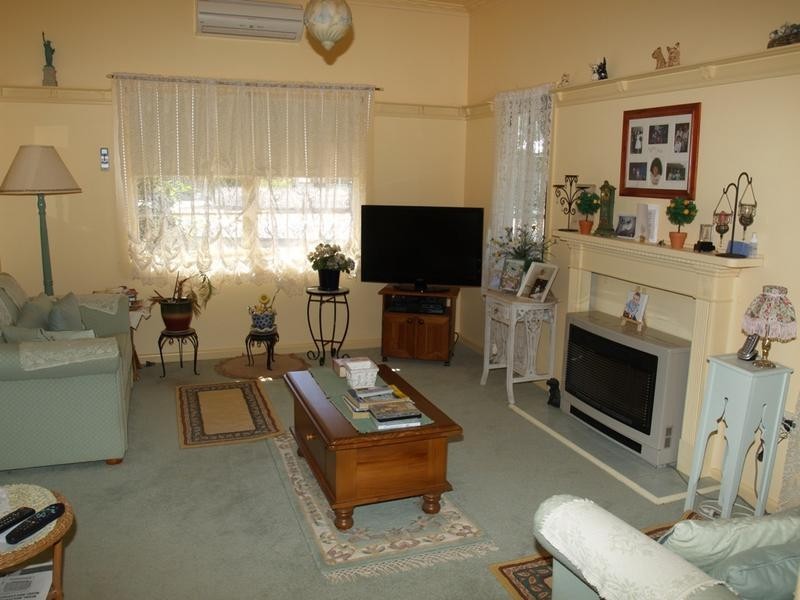 10 Railway Place, Numurkah VIC 3636