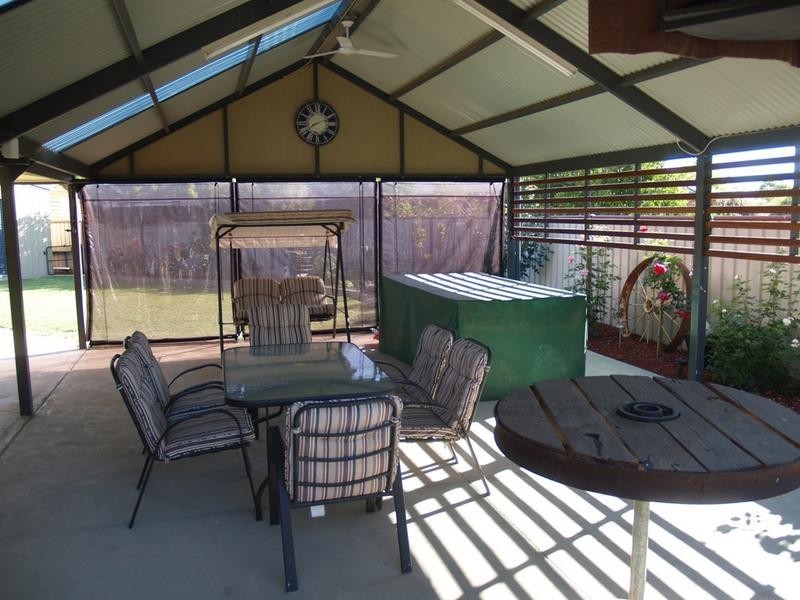 8 Birch Court, Numurkah VIC 3636