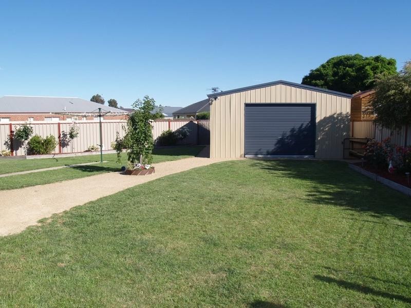 8 Birch Court, Numurkah VIC 3636