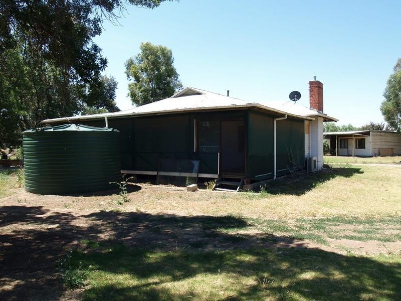 6 Chapmans Lane, Katunga VIC 3640