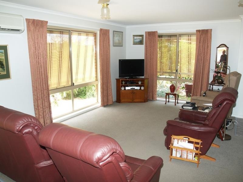 2/3 Russell Street, Numurkah VIC 3636