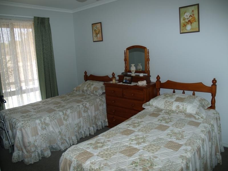 2/3 Russell Street, Numurkah VIC 3636