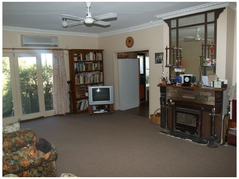 462 Gordons Road, Drumanure VIC 3636