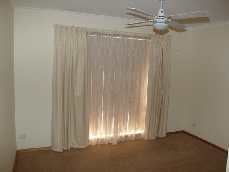 1 86 Quinn Street, Numurkah VIC 3636