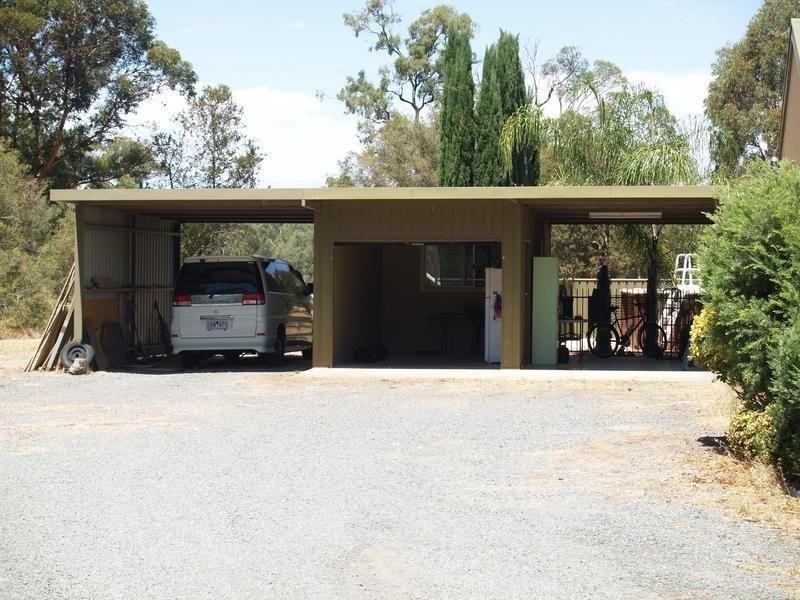 17 Kaarimba Road, Wunghnu VIC 3635