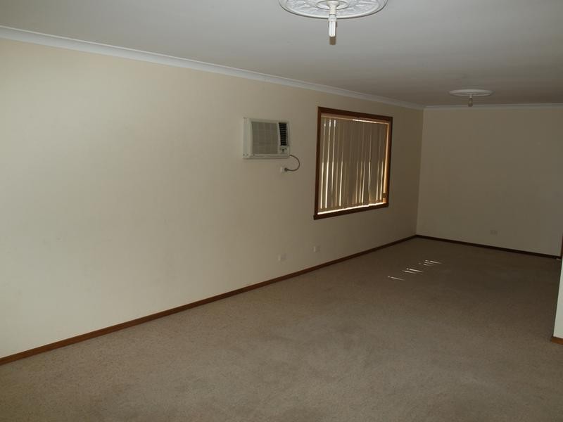 35 Mackenzie Street, Numurkah VIC 3636