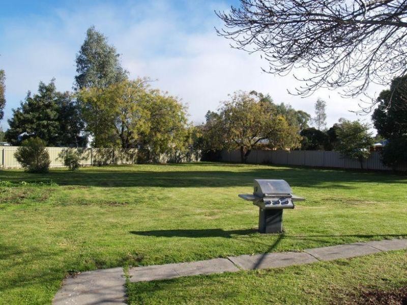 4 Bitcon Place, Numurkah VIC 3636