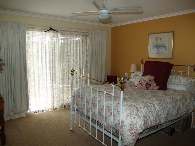 42 Wattle Drive, Numurkah VIC 3636