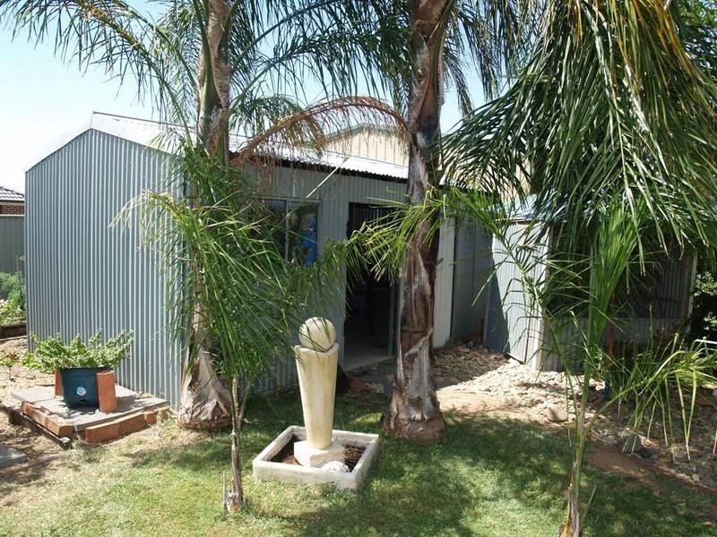 42 Wattle Drive, Numurkah VIC 3636