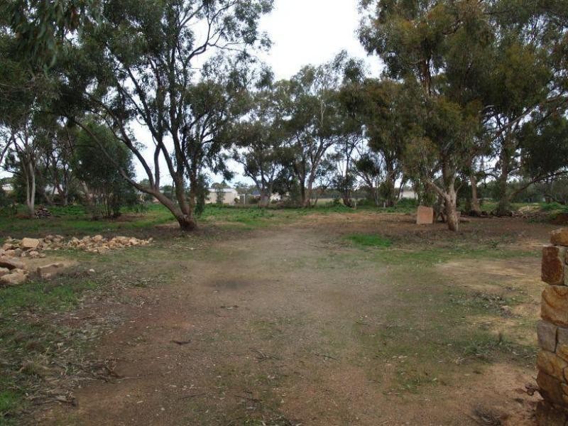 38 Kinnairds Road, Numurkah VIC 3636