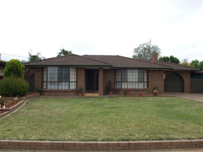 8 Swallow Street, Numurkah VIC 3636