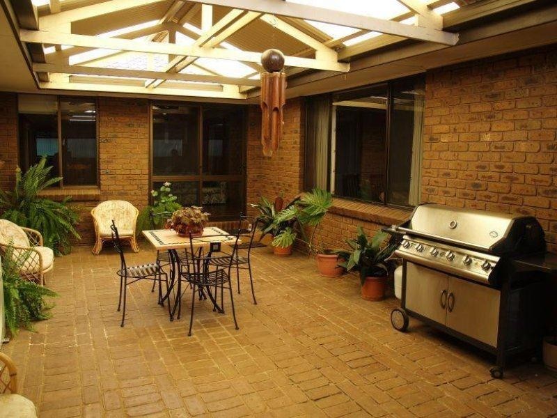 8 Swallow Street, Numurkah VIC 3636