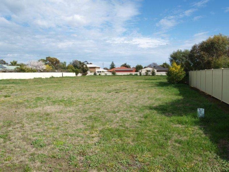 52-56 Pine Street, Numurkah VIC 3636