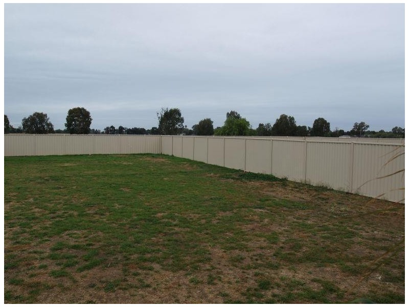 60 Wattle Drive, Numurkah VIC 3636