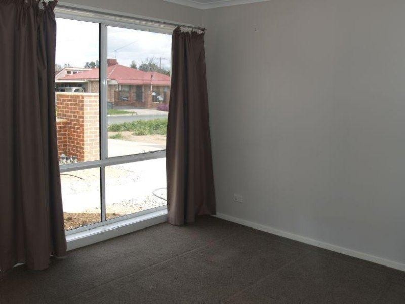 1/20 Exhibition Street, Numurkah VIC 3636