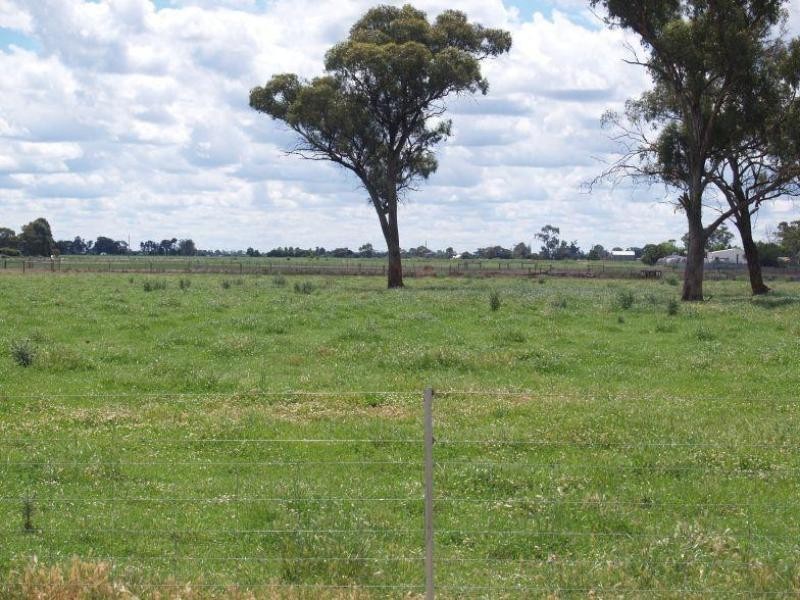 17 Irrigation Road, Numurkah VIC 3636