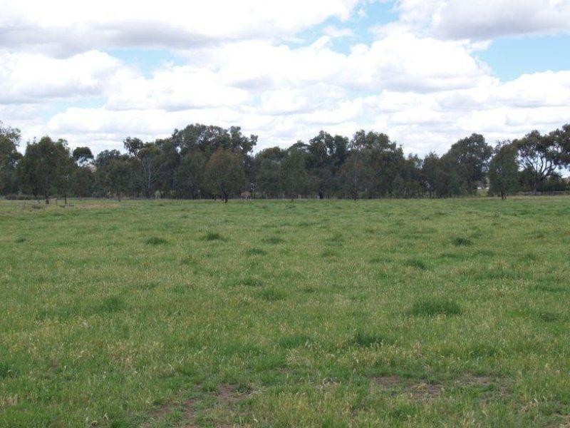 17 Irrigation Road, Numurkah VIC 3636