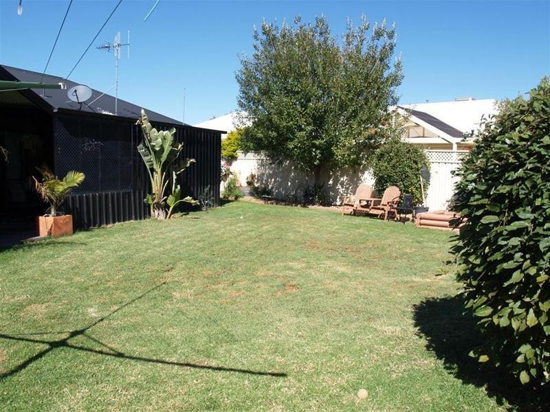 18 Reynolds Drive, Numurkah VIC 3636