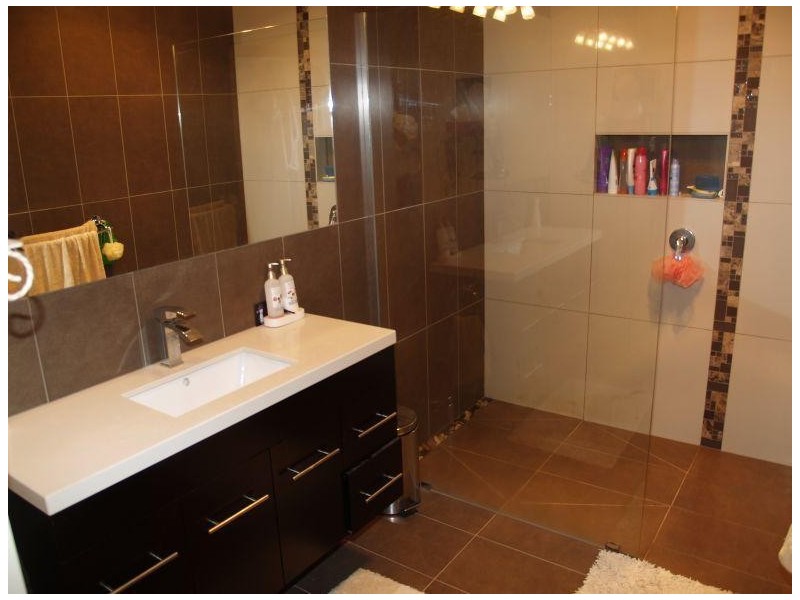 76 Butts Road, Numurkah VIC 3636