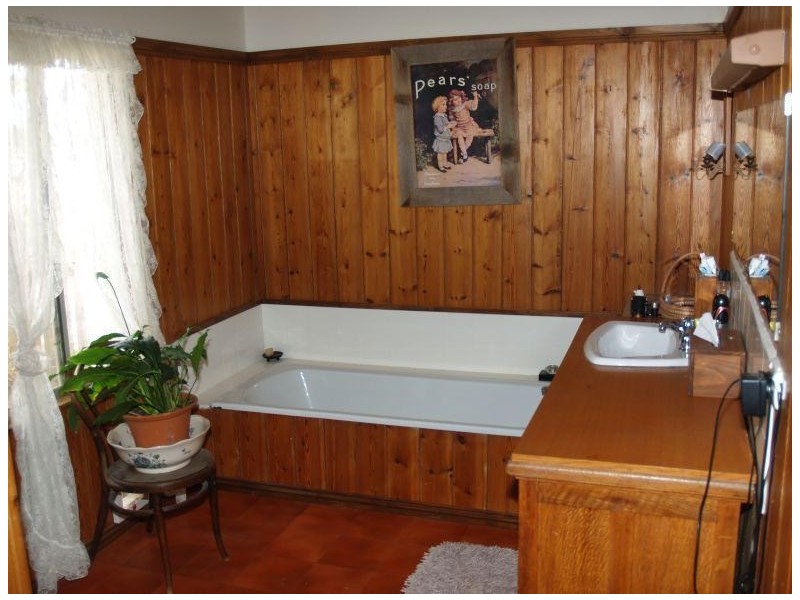 76 Butts Road, Numurkah VIC 3636