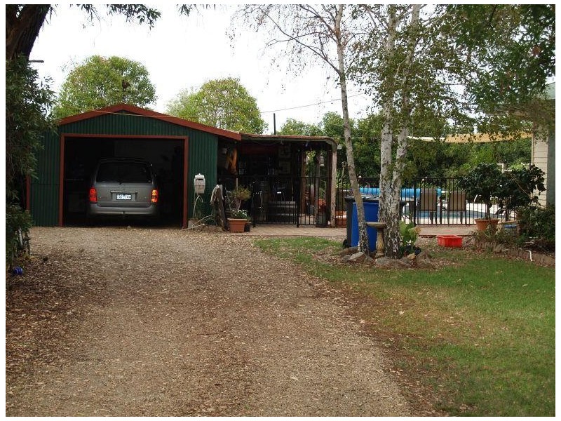 76 Butts Road, Numurkah VIC 3636