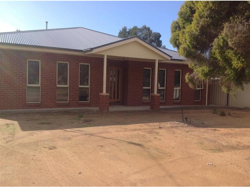 6 Lease Street, Katunga VIC 3640