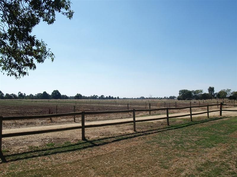 673 Hendys Road, Numurkah VIC 3636