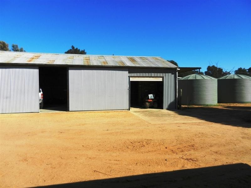 634 Naring Hall Road, Numurkah VIC 3636