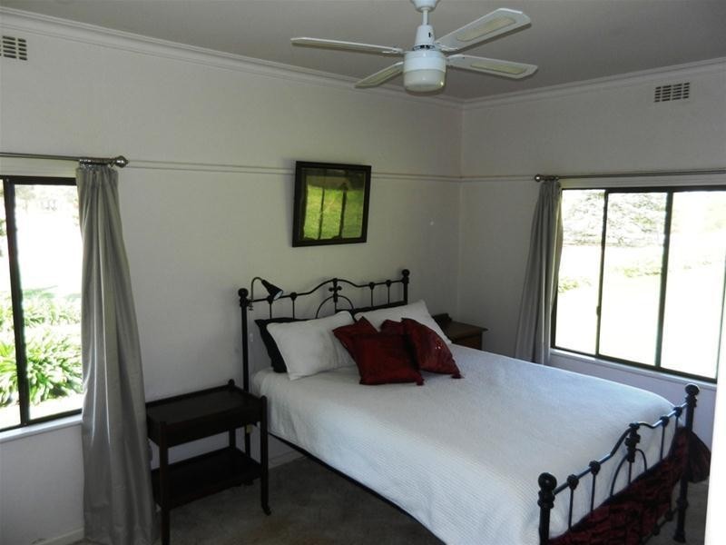 634 Naring Hall Road, Numurkah VIC 3636