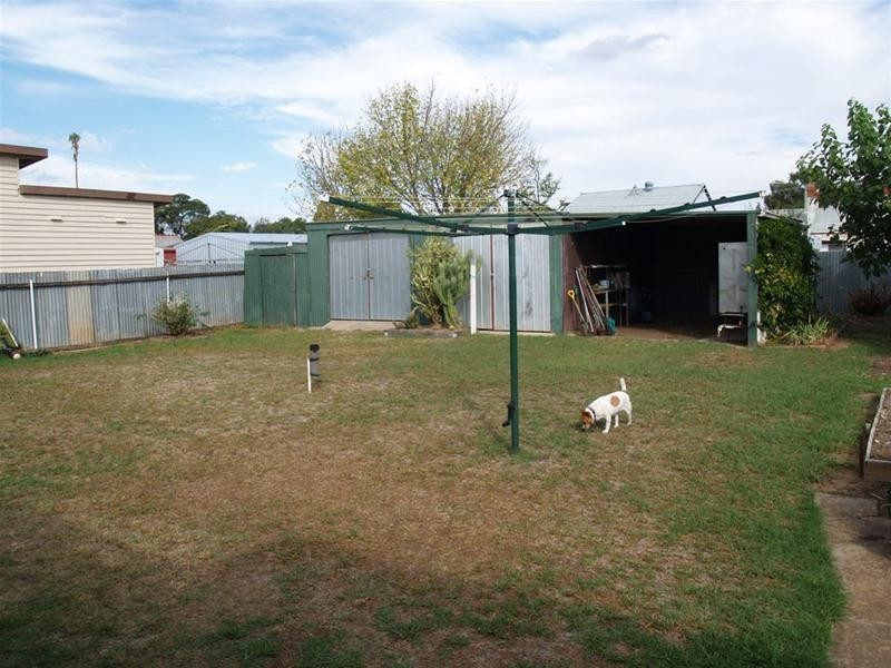 13 Dolphin Street, Numurkah VIC 3636