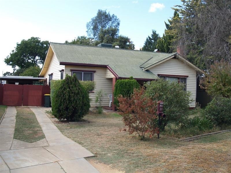 27 McCarthy Avenue, Numurkah VIC 3636