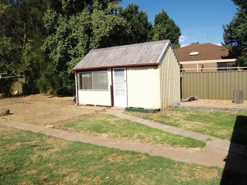 27 McCarthy Avenue, Numurkah VIC 3636