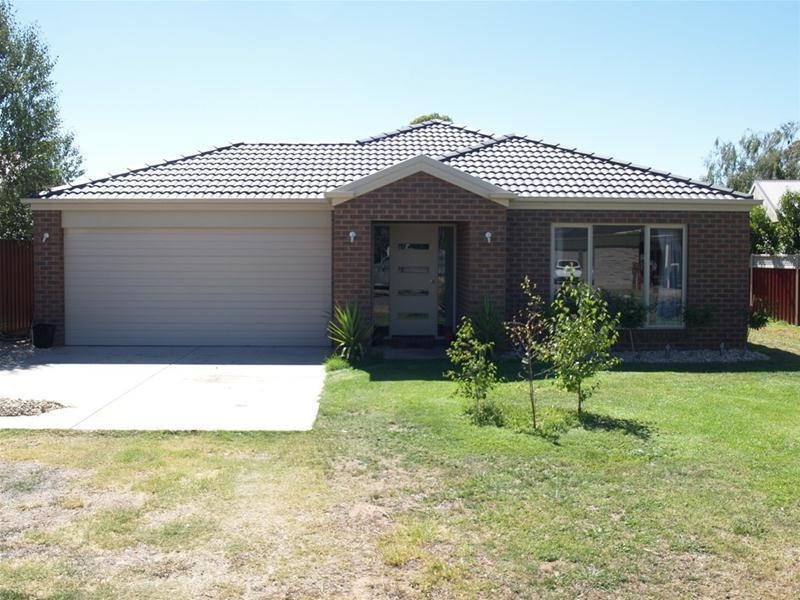 17 Mitchell Street, Nathalia VIC 3638