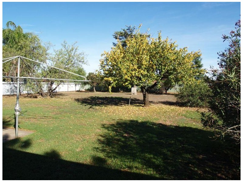 3 Murray Avenue, Numurkah VIC 3636